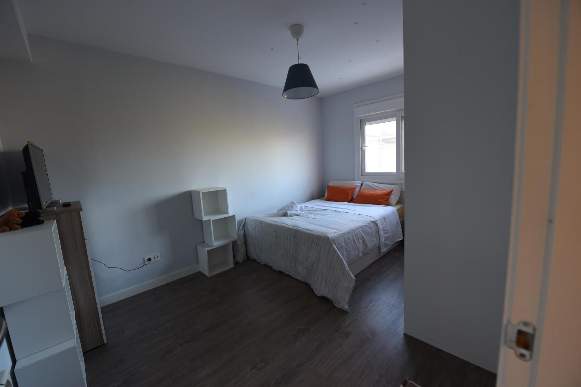 Habitaciones Privadas En Mi Acogedor Chalet - Private Rooms Madrid Exteriör bild